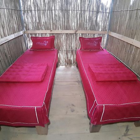 Indigenous Homestay- Trek- Food- Bus Mu Cang Chai Extérieur photo