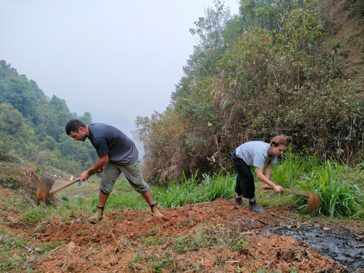 Indigenous Homestay- Trek- Food- Bus Mu Cang Chai Extérieur photo