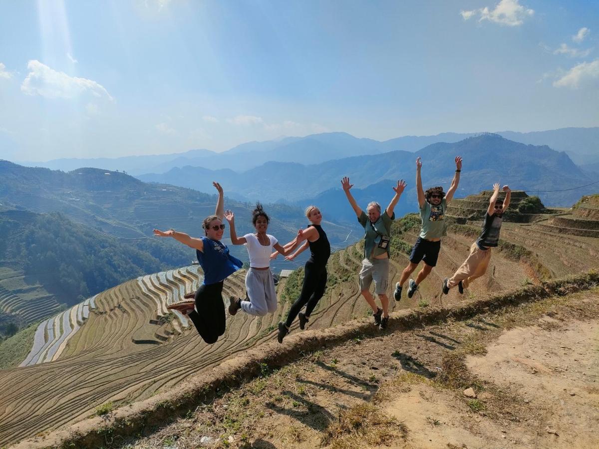 Indigenous Homestay- Trek- Food- Bus Mu Cang Chai Extérieur photo
