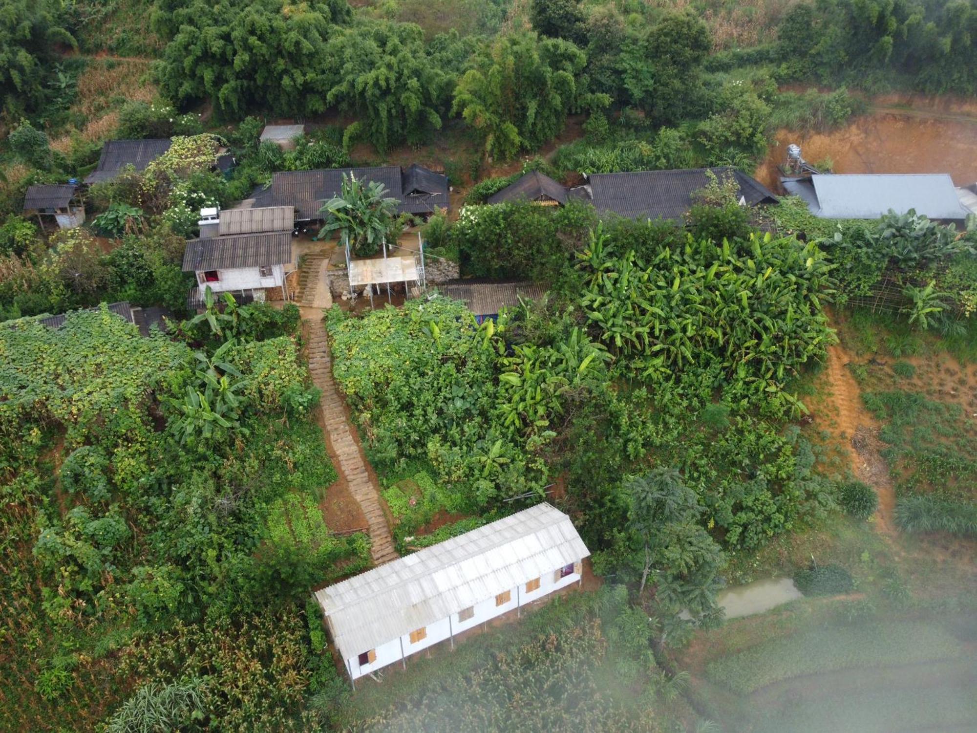 Indigenous Homestay- Trek- Food- Bus Mu Cang Chai Extérieur photo