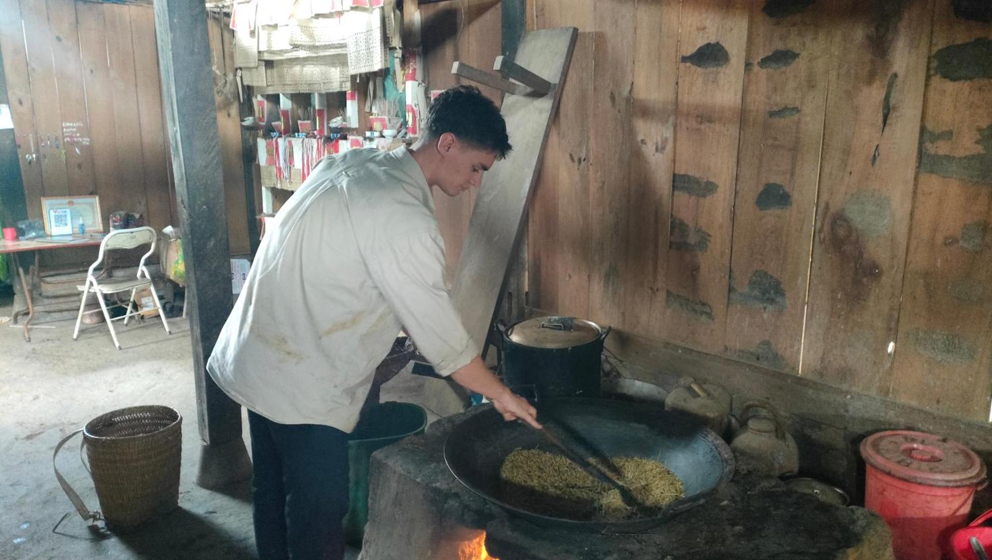 Indigenous Homestay- Trek- Food- Bus Mu Cang Chai Extérieur photo
