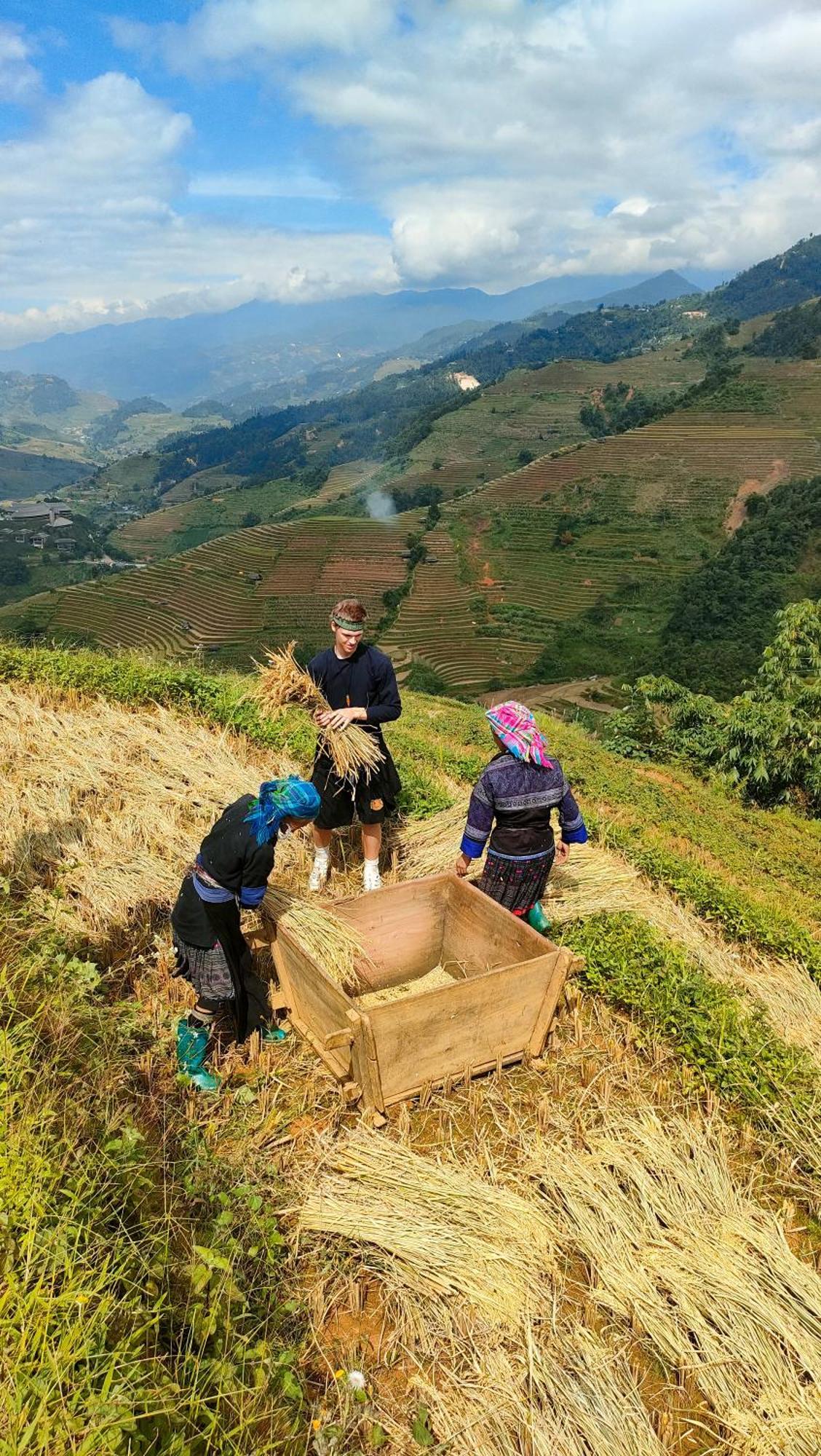 Indigenous Homestay- Trek- Food- Bus Mu Cang Chai Extérieur photo
